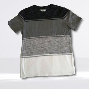 Urban Pipeline t-shirt size Medium